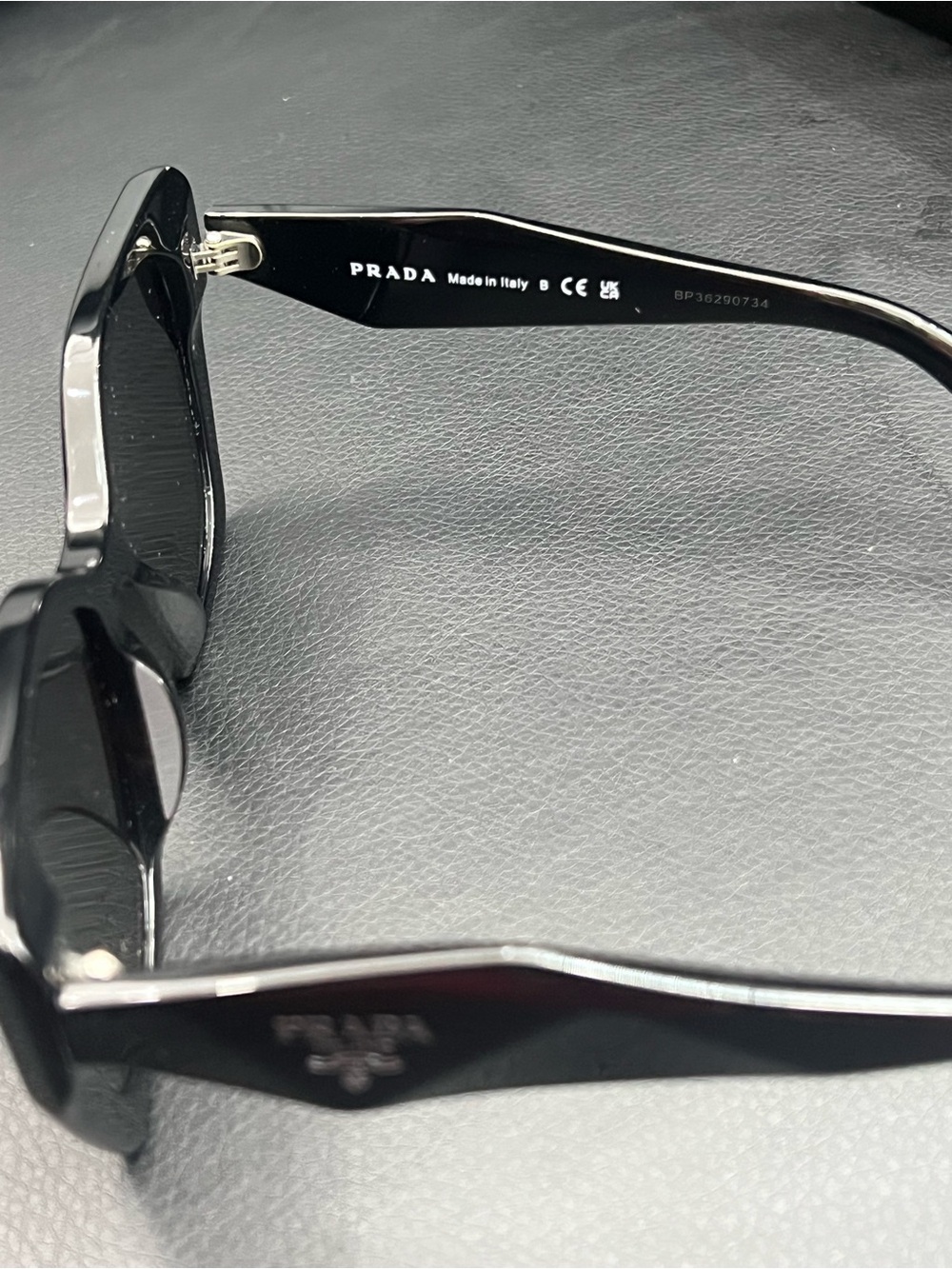 Prada Black Oversized Cat-Eye Sunglasses - Picture 4 of 5